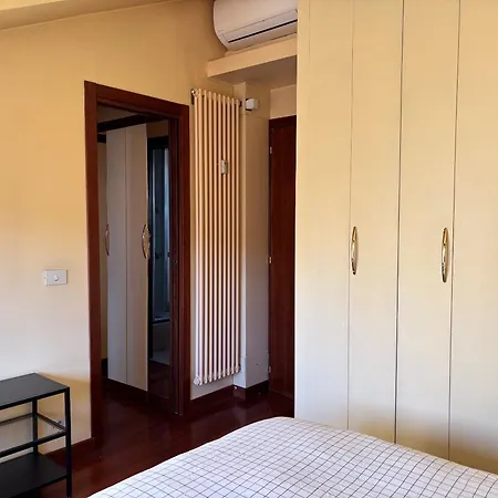 Penthouse In Fashion District Of Milan, Close To Montenapoleone, Duomo, Scala